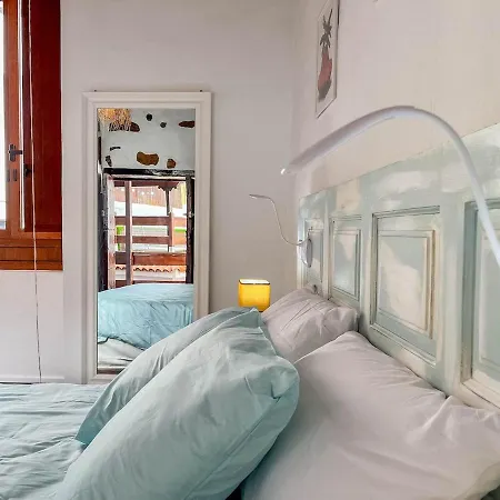 게스트하우스 Casa Libelvik En Pleno Centro Con Terraza