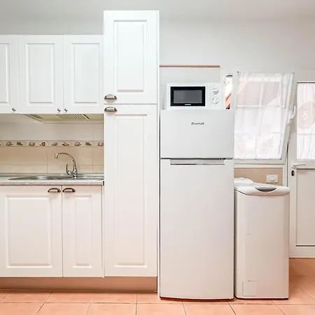 게스트하우스 Casa Libelvik En Pleno Centro Galdar Con Terraza 3*