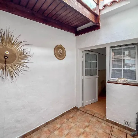 게스트하우스 Casa Libelvik En Pleno Centro Galdar Con Terraza 3*